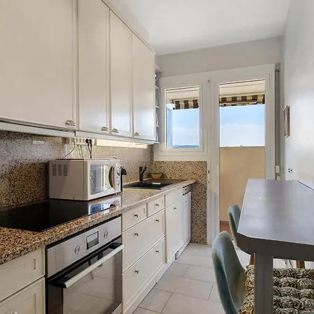 Gallia 2 Bedrooms