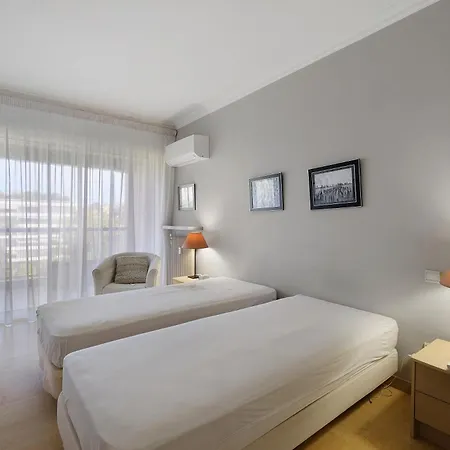 Gallia 2 Bedrooms