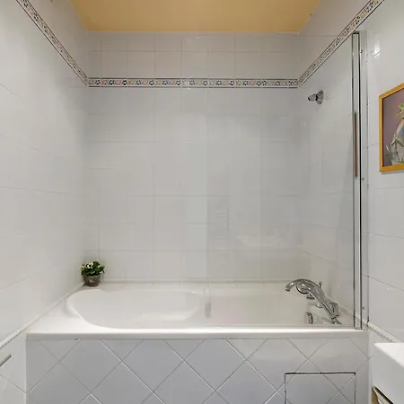 Gallia 2 Bedrooms
